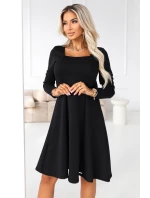 pohodlné trapézové šaty s výstřihem a dlouhými rukávy černé model 21794490 - numoco pohodlné trapézové šaty s výstřihem a dlouhými rukávy černé model 21794490 - numoco