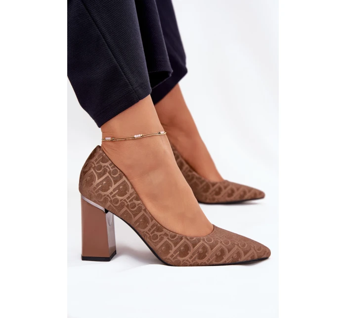 Dámské Lodičky Na Podpatku S Dekorativním Vytlačením Vinceza 62254 Hnědé