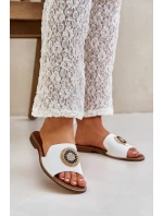 Kožené Pantofle S Dekorací Na Plochém Podpatku Bílé Lewski model 21682268 - Boto Kožené Pantofle S Dekorací Na Plochém Podpatku Bílé Lewski model 21682268 - Boto