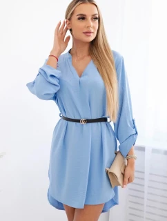 Šaty s delšími zády a pásem modrý