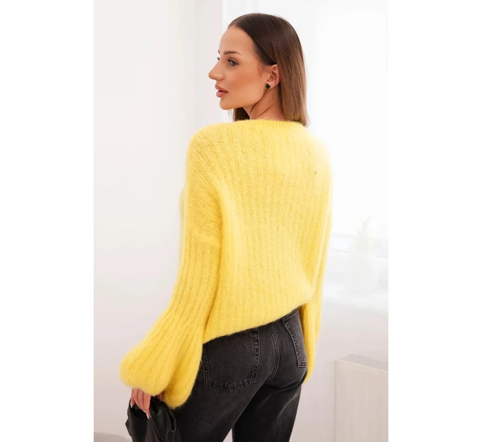 Svetr z mohéru dámský s model 21778875 rukávy žlutý - K-Fashion