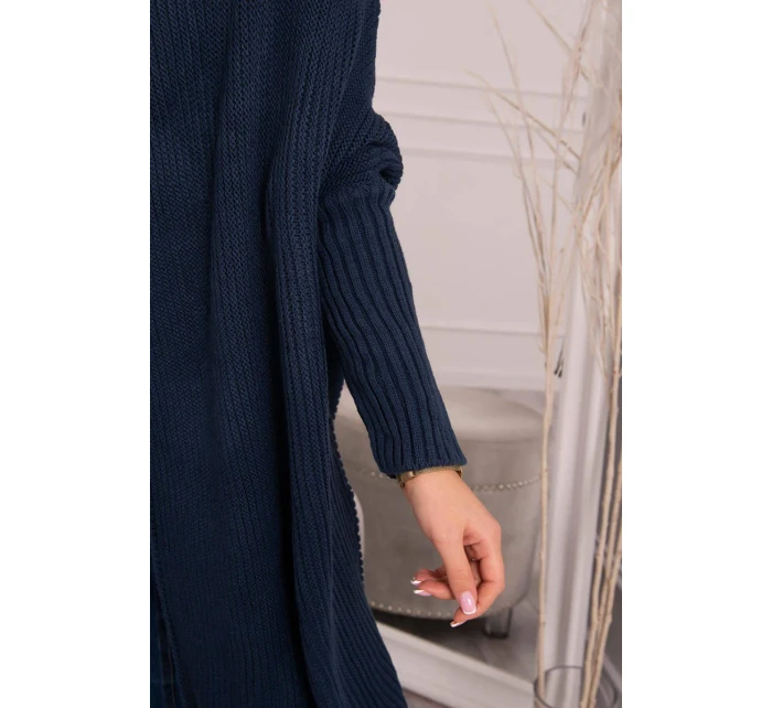 Svetr s džínovými netopýřími rukávy