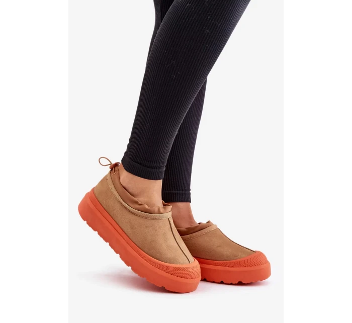 Dámské sněhule na platformě s nízkou holenní částí Camel Izamine