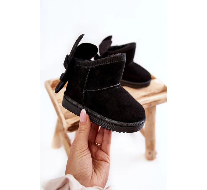 Dívčí teplé sněhule s mašlemi Černe Meriva Dívčí teplé sněhule s mašlemi Černe Meriva