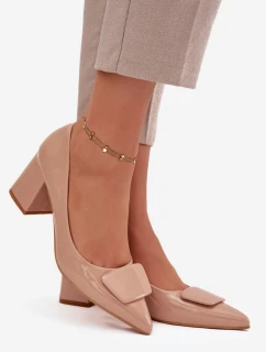 Lakované lodičky na sloupku s ozdobou Nude Isoline