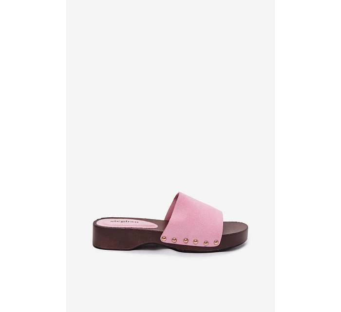 Ženské pantofle s zlatými sponami Růžové model 21937768 - Boto