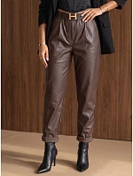 Spodnie damskie woskowane z paskiem brązowe FashionStreet UY3144 Spodnie damskie woskowane z paskiem brązowe FashionStreet UY3144