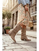 Kovbojky s třásněmi na klínu Béžové Pireya