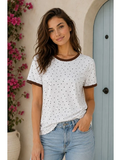 model 22180219 BLOUSE - OFF PINK model 22180219 BLOUSE - OFF PINK