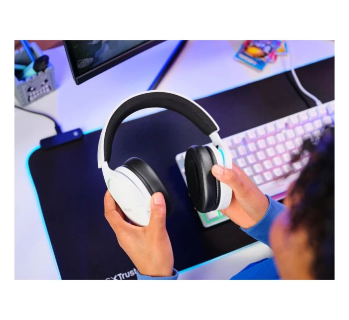 Bílá herní sluchátka model 21729921 - Trust Bílá herní sluchátka model 21729921 - Trust