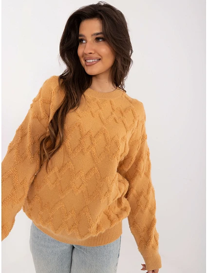 Sweter AT SW model 20459129 camelowy - FPrice Sweter AT SW model 20459129 camelowy - FPrice