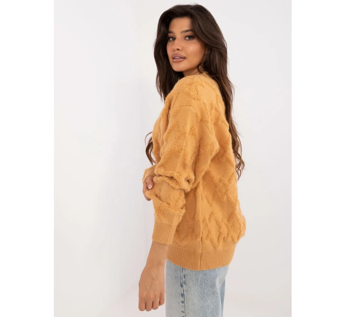 Sweter AT SW model 20459129 camelowy - FPrice Sweter AT SW model 20459129 camelowy - FPrice