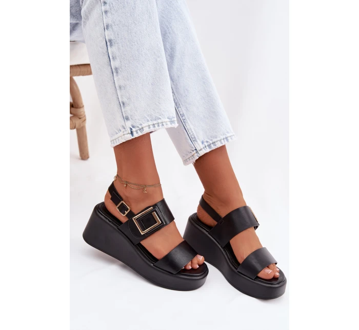 Dámské sandály na platformě s ozdobným detailem Černé model 22037679 - Boto