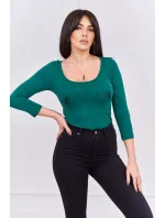 Tělová halenka s potiskem pistole zelené barvy