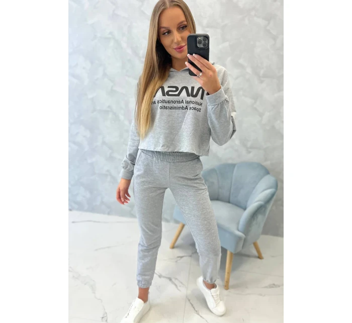 Šedá sada s potiskem Šedá sada s potiskem