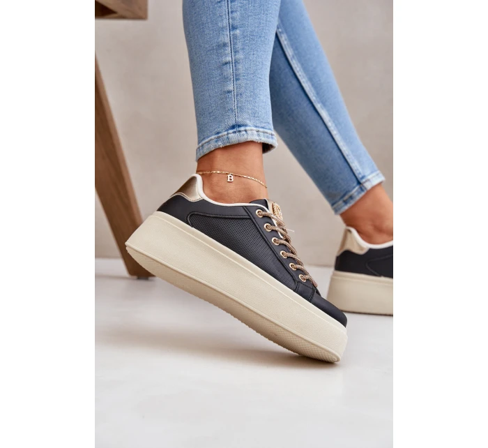 na platformě s ozdobnými šňůrkami černé model 21683454 - Boto na platformě s ozdobnými šňůrkami černé model 21683454 - Boto