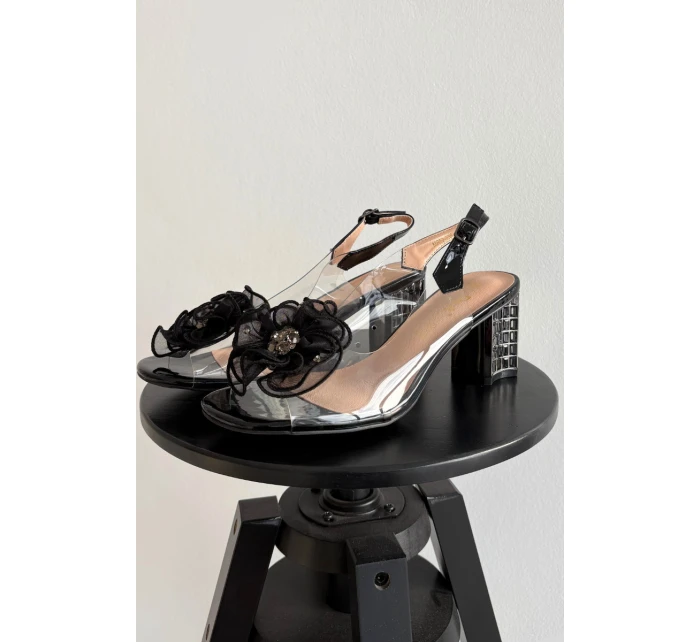 Sandály na podpatku s ozdobou D&A MR52-238 Černé Sandály na podpatku s ozdobou D&A MR52-238 Černé