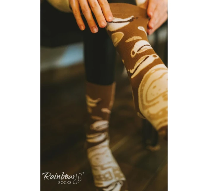 Duhové ponožky model 21606849 Cappuccino 1 pár - ZOOKSY/RAINBOW SOCKS