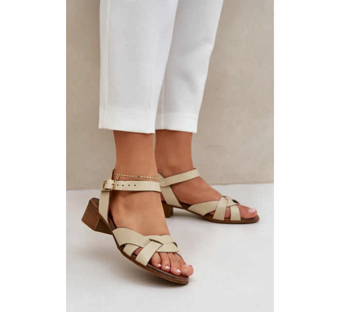 Kožené sandály na jemném podpatku světle béžové Zazoo 40372