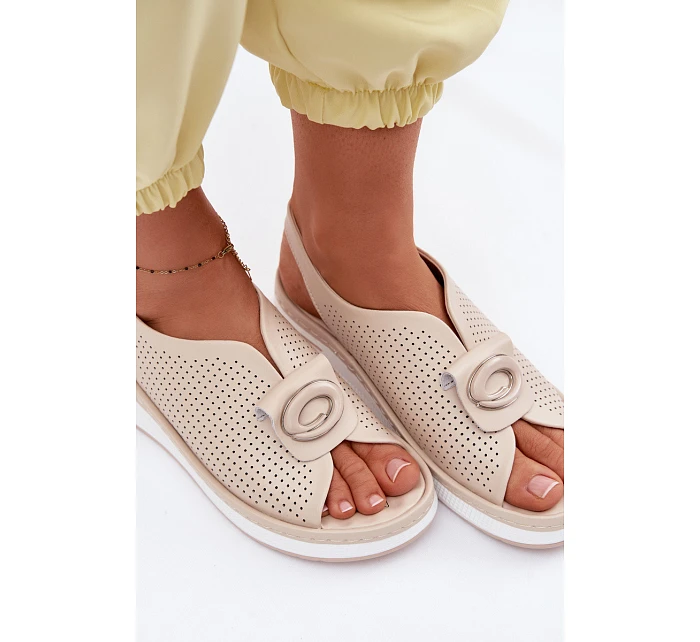 Kožené dámské sandály s ozdobným detailem Béžové model 22094980 - EVENTO Kožené dámské sandály s ozdobným detailem Béžové model 22094980 - EVENTO