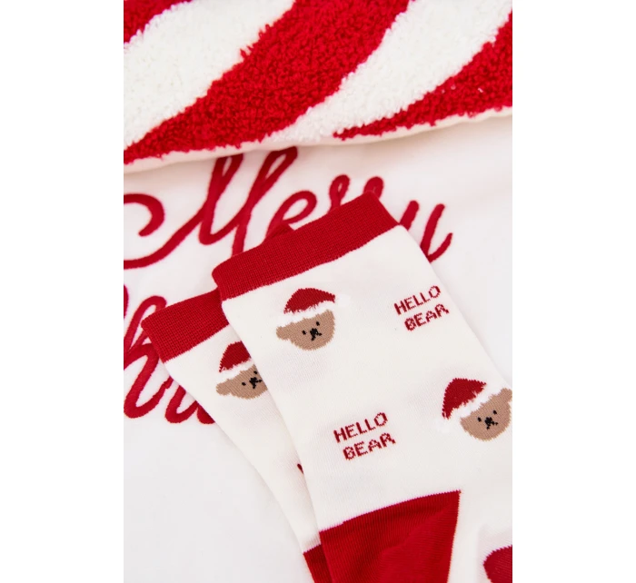 Dámské vánoční ponožky s medvídky v čepici Santa – bílé Dámské vánoční ponožky s medvídky v čepici Santa – bílé