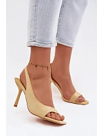 Sandály na podpatku  model 225631 Step in style