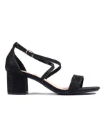 Originální dámské černé sandály na širokém podpatku Originální dámské černé sandály na širokém podpatku