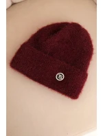 Dámská zimní čepice model 21474863 s ozdobným knoflíkem bordová - K-Fashion Dámská zimní čepice model 21474863 s ozdobným knoflíkem bordová - K-Fashion
