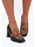 Dámské polobotky na podpatku s výstupky a zlatým detailem Černo-bežové Novella Dámské polobotky na podpatku s výstupky a zlatým detailem Černo-bežové Novella