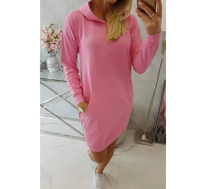 Šaty s kapucí ve světle růžové barvě Šaty s kapucí ve světle růžové barvě