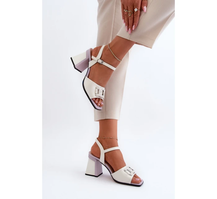 Elegantní sandály na podpatku s ozdobou bílé D&A MR38-156