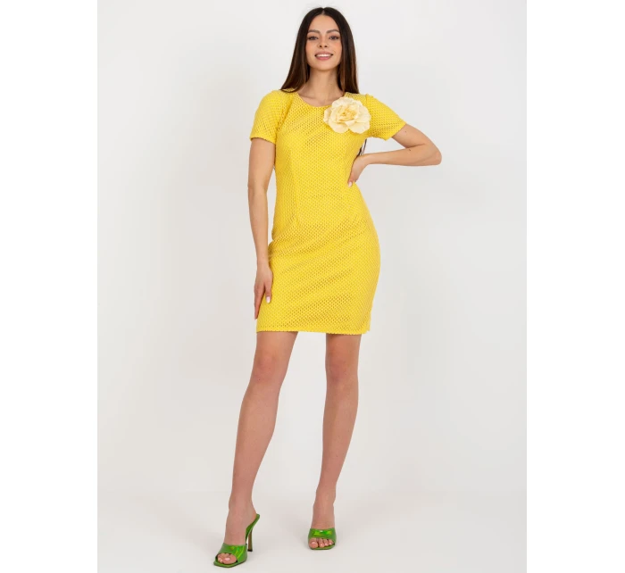 Sukienka LK SK model 21110915 ciemny żółty - FPrice Sukienka LK SK model 21110915 ciemny żółty - FPrice