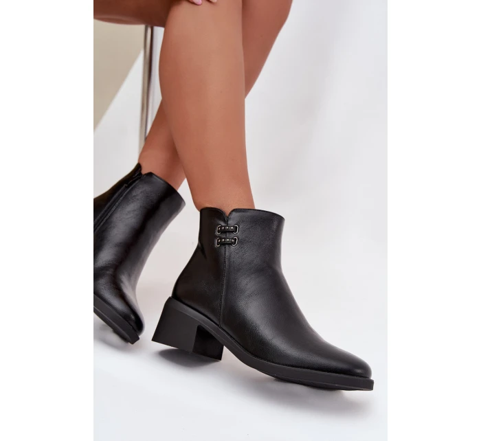Dámské botky Delmira – černé, zateplené, na podpatku typu “klocek” Dámské botky Delmira – černé, zateplené, na podpatku typu “klocek”