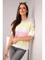 Dámský svetr s krajkovým vzorem v barevných model 21949234 s krátkým rukávem šedý - K-Fashion