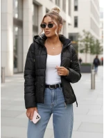 Kurtka damska pikowana z kapturem czarna model 22010056 - FashionStreet