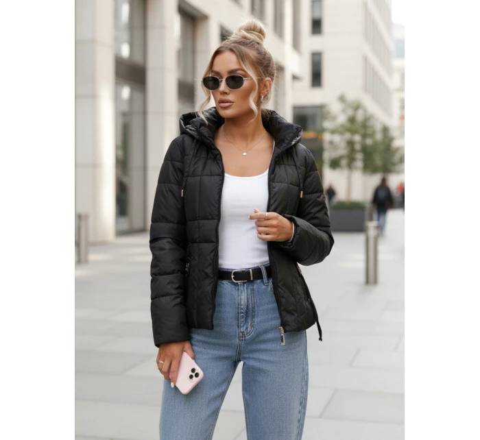 Kurtka damska pikowana z kapturem czarna model 22010056 - FashionStreet