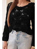 Dámský ažurový svetr s květinovým vzorem černý
