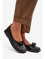 Kožené dámské polobotky model 22069739 Černé - Zazoo Kožené dámské polobotky model 22069739 Černé - Zazoo