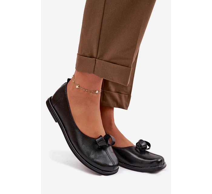 Kožené dámské polobotky model 22069739 Černé - Zazoo Kožené dámské polobotky model 22069739 Černé - Zazoo