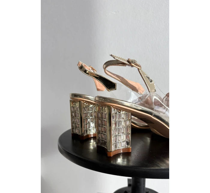 Sandály na podpatku s ozdobou D&A model 21900326 zlaté - S.Barski