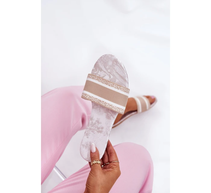 Vzorované Plné Dámské Sandály Béžové model 21689586 - Boto Vzorované Plné Dámské Sandály Béžové model 21689586 - Boto