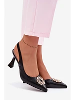 Sandály na podpatku s bižuterním ozdobením Vinceza 62277 Černé