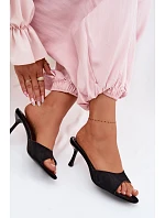 Sandály z imitace semiše na podpatku Černé model 22103075 - Boto