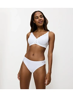 AMOURETTE – Tai kalhotky s LYCRA® pro pocit druhé kůže Triumph