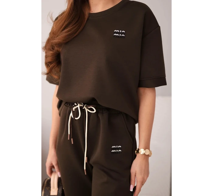 Dámský komplet viskózový s krátkým rukávem a kalhotami s ohrnutými nohavicemi hnědý