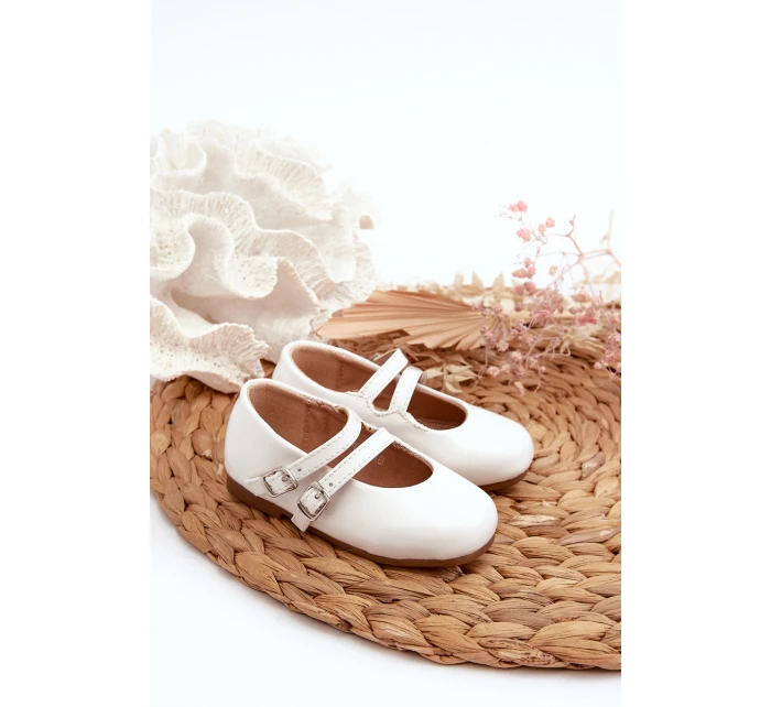 Lakýrované Dětské Baletky S Proužky Bílé Margenis Lakýrované Dětské Baletky S Proužky Bílé Margenis