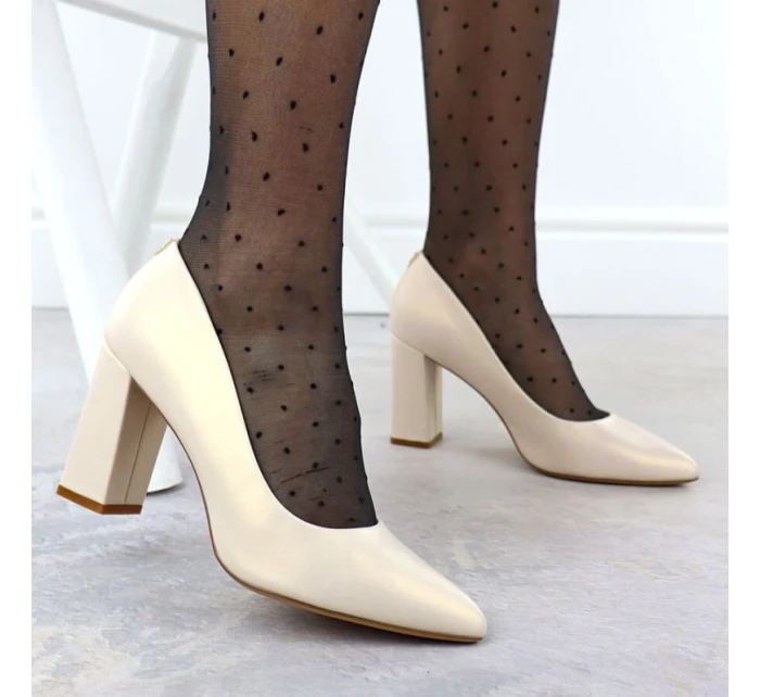 Béžové lodičky Sergio  s  podpatkem model 21906163 - LEONE