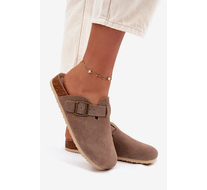 Dámské pantofle Chodaki Z Přírodního Semiše Vinceza 101332 Tmavě Béžové