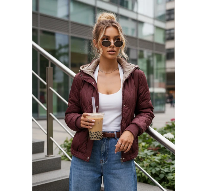 Dámská přechodná prošívaná bunda s kapucí FashionStreet bordó TY5615