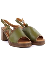 Dámské kožené sandály na podpatku zelené model 22116369 - VINCEZA